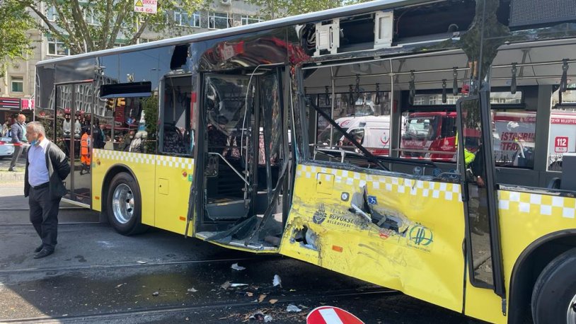 İstanbul'da otobüs ile tramvay çarpıştı: 6 kişi yaralandı