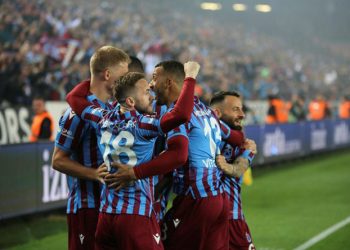 2021-2022 sezonunun şampiyonu Trabzonspor