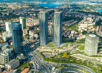 75 yıllık holding icralık oldu; Çiftçi Towers'daki 437 daire ve dükkan satılacak