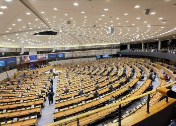 AB, Avrupa Parlamentosu seçim yasasını değiştiriyor