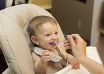 ABD'de bebek maması krizi: Bazı mamalar toplatıldı, aileler ürün bulamıyor