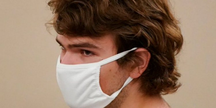 ABD'de katliam yapan Gendron'un lise mezuniyet yazısından: 'Hedefim cinayet işleyip intihar etmek'