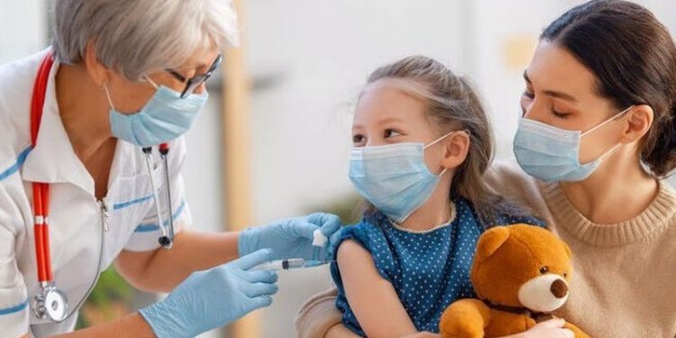 ABD'de çocuklara takviye korona aşısı önerildi