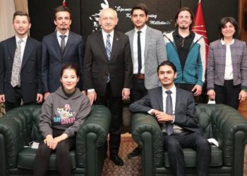 AKP'li yönetici Kılıçdaroğlu'nu ziyaret ettiği için görevden alındı