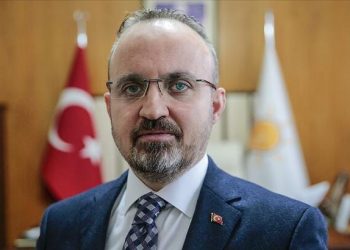 AKP’li Turan’dan muhalif medyaya: Bu bir geri zekalılıktır