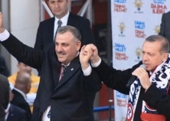 AKP’li başkan gazetecileri tehdit etti: Mahkeme 69 gün hapis cezası verdi, ceza paraya çevrildi