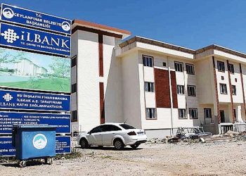 AKP’li belediye 'öğrenci yurdunu' başkanlık makamı olarak tahsis etti