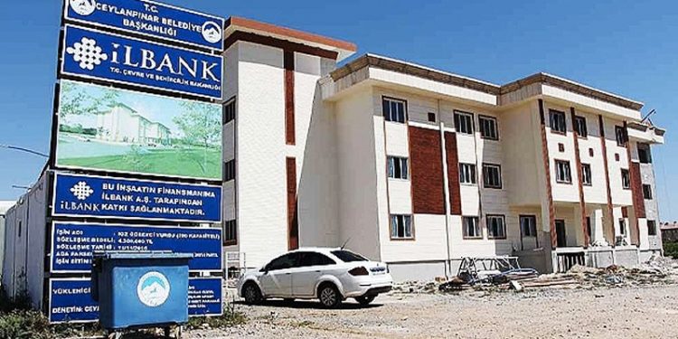 AKP’li belediye 'öğrenci yurdunu' başkanlık makamı olarak tahsis etti