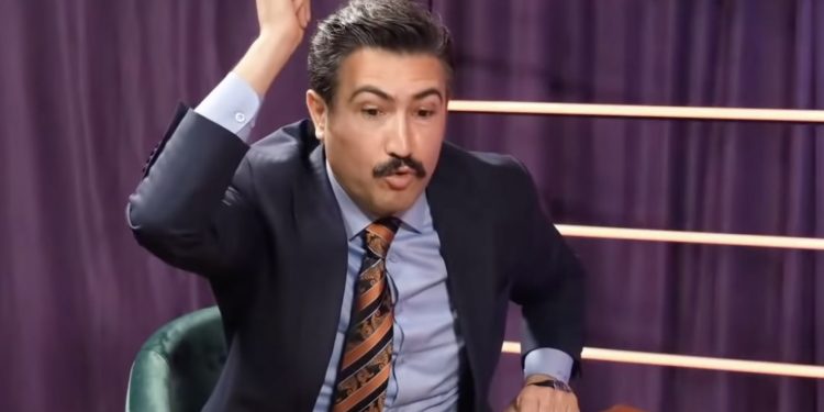 AKP’li vekilden Cahit Özkan yorumu: Ne yiyip içtiğini incelemek lazım