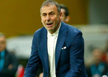 Abdullah Avcı: Emniyet içeri girerken kontrol etmiyor mu; kafamıza bir sürü şey yedik