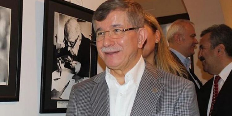 Ahmet Davutoğlu: Türkiye Suriye'de yeni bir dönemin başlamasına öncülük etmeli