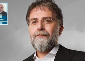 Ahmet Hakan Türkiye’nin en iyi gazetecisidir