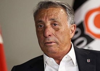 Ahmet Nur Çebi başkan adaylığı için başvuru dosyasını teslim etti