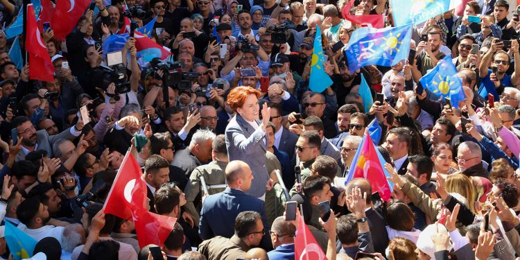 Akşener: Asgari ücret yeni zamlara göre güncellenmeli