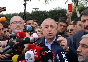 Akşener’i zayıflatmak için devreye giren Özdağ’ın ‘ipi çekildi’ mi?