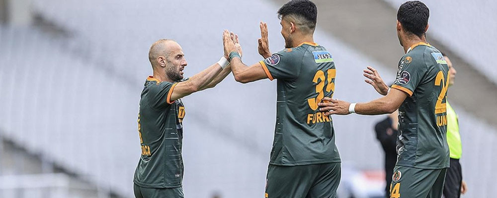 Alanyaspor, Fatih Karagümrük'ü deplasmanda 1-0 yendi