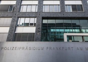 Alman güvenlik birimlerinde 327 aşırı sağ vakası