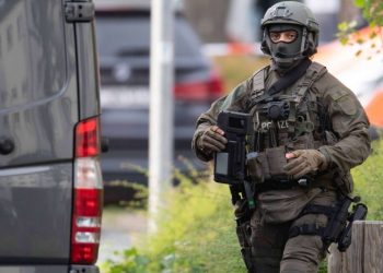 Alman polisinden, bombalı saldırı hazırlığındaki lise öğrencisine operasyon