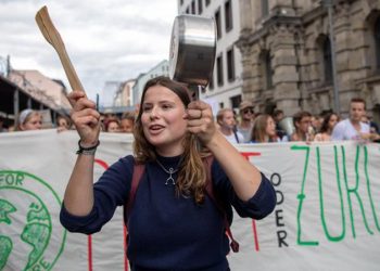 Almanya Başbakanı Scholz, çevrecileri Nazilere benzetmekle suçlandı