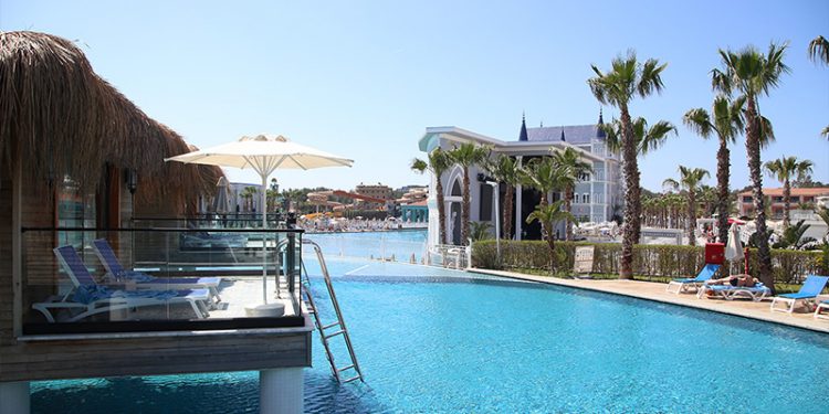 Antalya'ya gelen turist sayısı yüzde 162 arttı