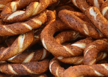 Asgari ücretli, son zamla birlikte ayda 354 simit kaybetti