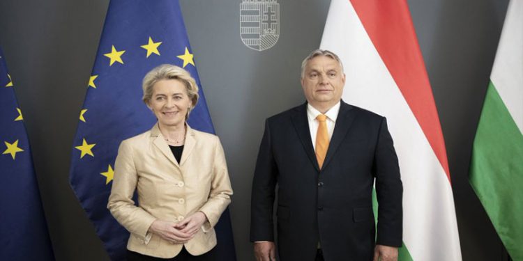 Avrupa Komisyonu'ndan Macaristan'a ziyaret: Orban'la ilerleme kaydettik