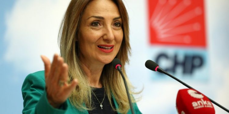 Aylin Nazlıaka: 75 bin yeni kadın üyeyi partimize kazandırdık