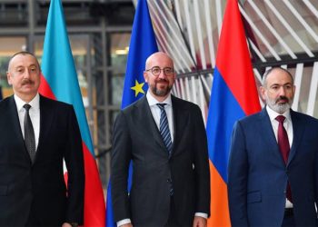 Azerbaycan, Ermenistan ve AB arasındaki toplantı başladı