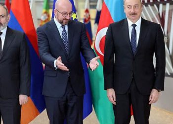 Azerbaycan ile Ermenistan barış görüşmelerini ilerletmek için uzlaştı, sınır komisyonları toplanacak