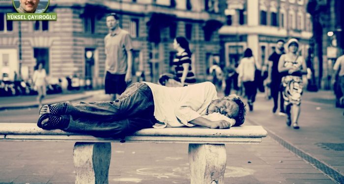 Açlık ve korku elbisesi