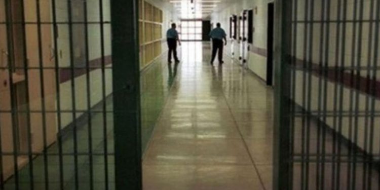 Açık cezaevlerindeki hükümlülerin Covid-19 tedbirleri kapsamındaki izin süreleri uzatıldı