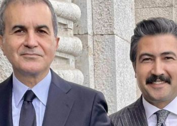 BAE açıklamaları AKP'de rahatsızlık yaratan Cahit Özkan, Ömer Çelik ile fotoğraf paylaştı: Sıkı dostlar arasına kimse giremez