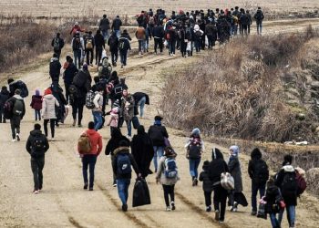 BM: Dünya genelinde yerinden edilmiş insan sayısı ilk defa 100 milyonu aştı