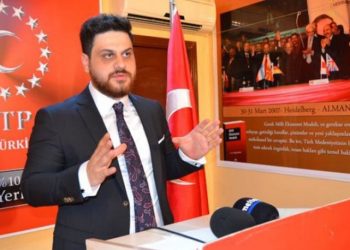 BTP'li Baş'tan Osmanoğlu'na: Dedesinin kaçtığı gemiyle mi geriye dönecek?