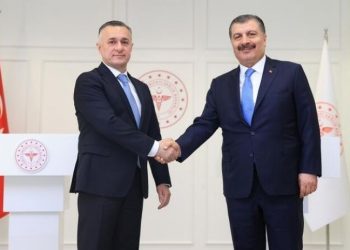 Bakan Koca, Azerbaycan Sağlık Bakanı ile görüştü: Salgınının son günlerindeyiz