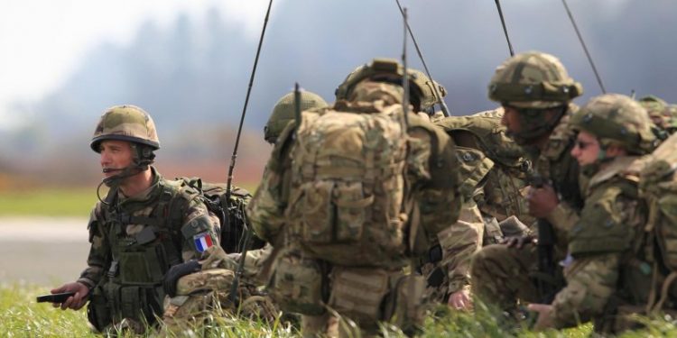 Baltık ve Kuzey Kutbu'nda dengeler değişiyor: ABD'den iki ülkeye 'güvenlik sigortası'