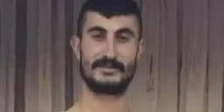 Belinden çıkarıp gösterdiği silah ateş aldı, genç kız hayatını kaybetti