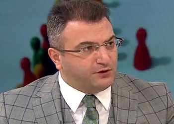 Beşiktaş'tan Cem Küçük'e yanıt: Gazeteci müsveddesi