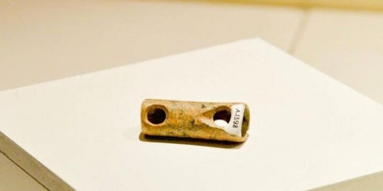 Bilecik’te 8 bin 600 yıllık 3 delikli flüt ilk kez görücüye çıktı