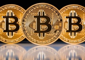 Bitcoin, sert çakıldı: Son bir yılın dip seviyesi!