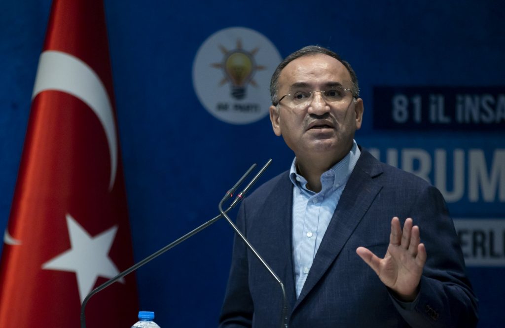 Bozdağ: Kadınlara seçilme hakkını tam anlamıyla getiren Erdoğan