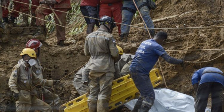 Brezilya'da sel ve toprak kaymaları nedeniyle ölenlerin sayısı 84'e yükseldi