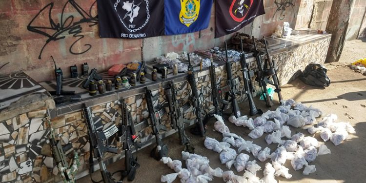 Brezilya’da uyuşturucu çetesine operasyon: 21 kişi öldü