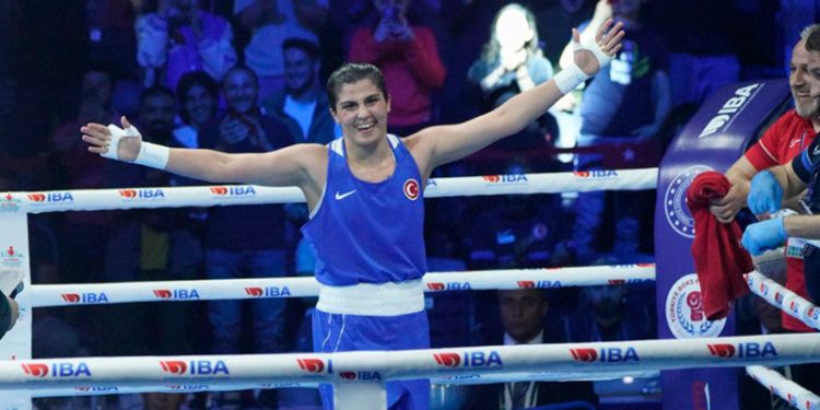 Busenaz Sürmeneli ikinci kez dünya şampiyonu!