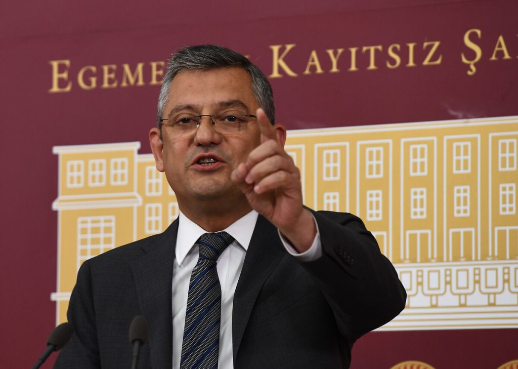 CHP’li Özel: ‘AKP’de panik başladı, o paralar neden Amerika’da kümeleniyor?