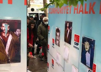 CHP Konya Gençlik Kolları’nın ‘üç fidan’ anmasına bıçaklı saldırı