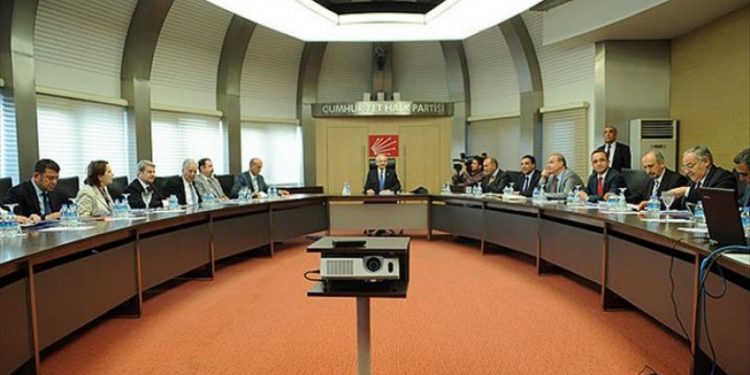 CHP MYK, Kaftancıoğlu gündemi ile olağanüstü toplanıyor