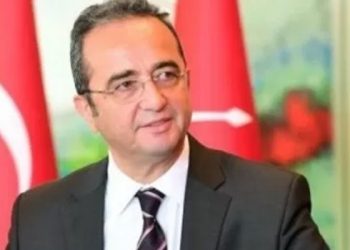 CHP, yurt dışında yaşayan seçmenler için 'Oy ver' kampanyası başlatacak