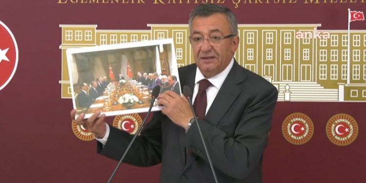 CHP'li Altay'dan, 'Tanrıverdi ile ilgim yok’ diyen Erdoğan'a fotoğraflı yanıt: 'Cumhurbaşkanı yalan söylemez'