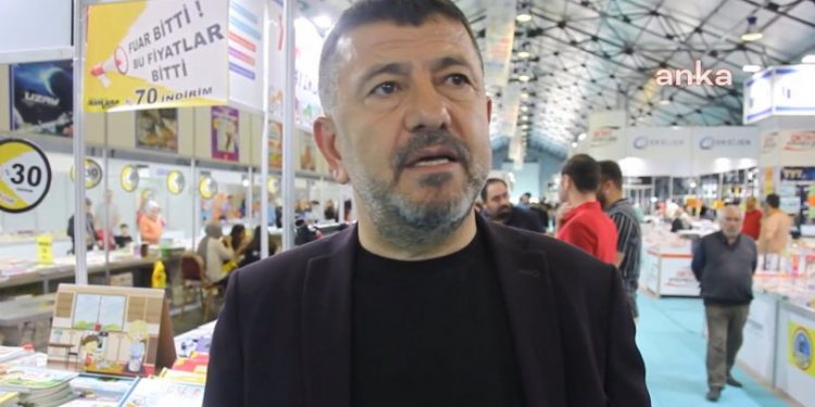 CHP'li Veli Ağbaba: Ekonomik kriz en çok kitapseverleri vuruyor
